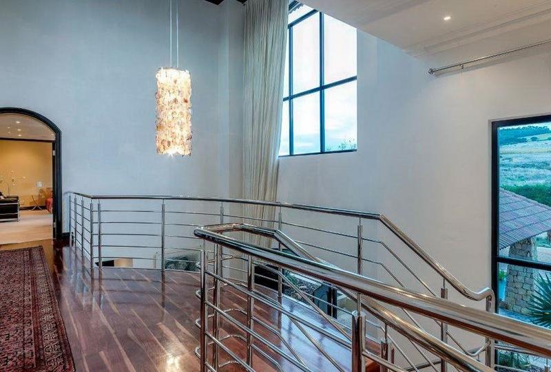 5 Bedroom Property for Sale in Stellenbosch Central Western Cape